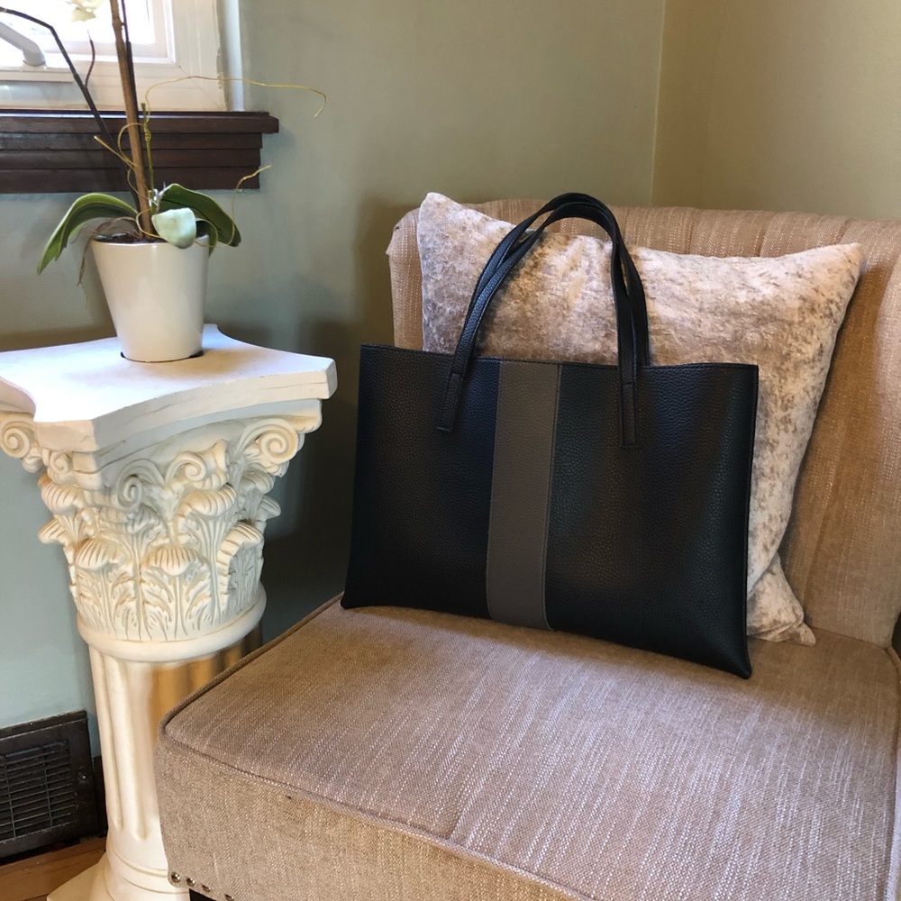 Vince Camuto Leather tote